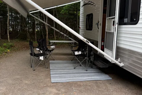 Tony's Gulf Stream Innsbruck Superlite 16bhc Travel Trailer