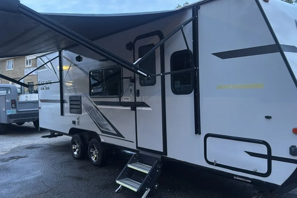 The Memory Maker -2020 KZ Escape E231 BH Travel Trailer