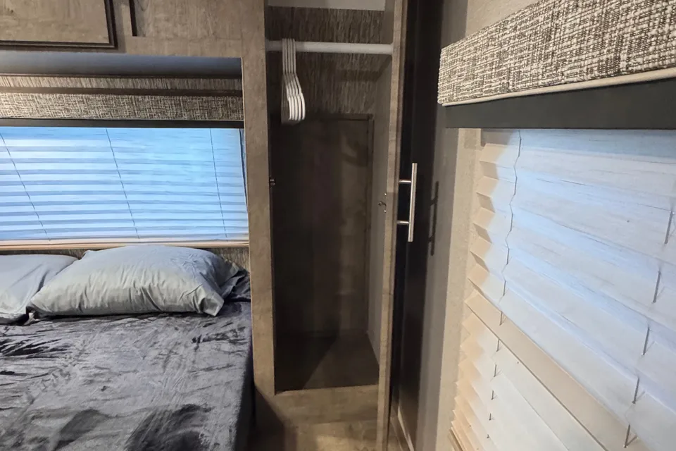 The Memory Maker -2020 KZ Escape E231 BH Travel Trailer