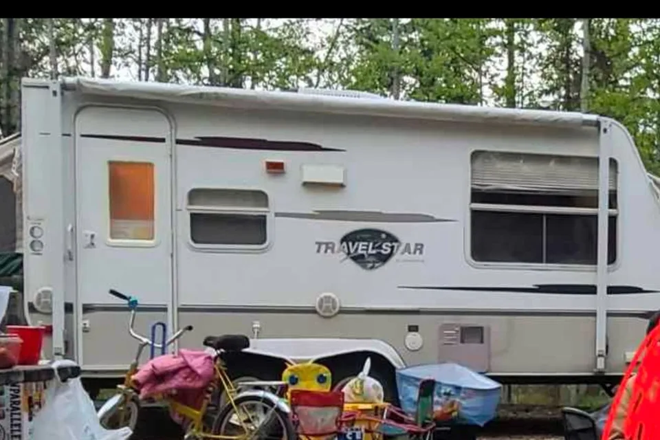 Light Starcraft Travel star Hybrid