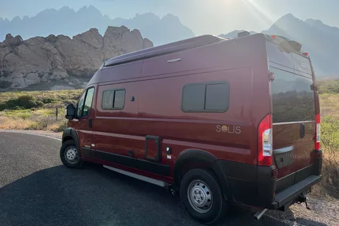 CLASS B - WINNEBAGO SOLIS *SLEEPS 2-5*