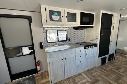 Brandon 's Mega Bunkhouse Trailer