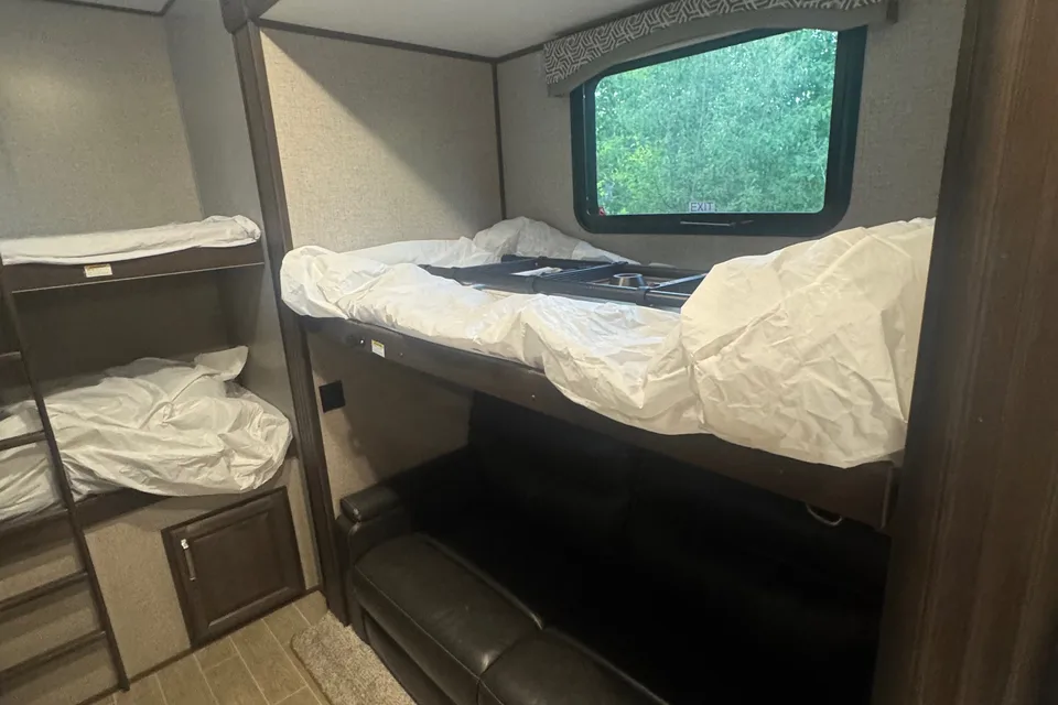 Matt's Keystone Avalanche Fifth Wheel