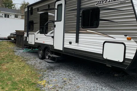 Rhett's Jayco Jay flight elite 26BH Travel Trailer