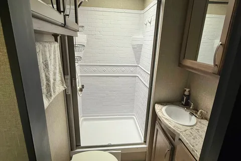 Gordon's Grand Design 28MKS Travel Trailer