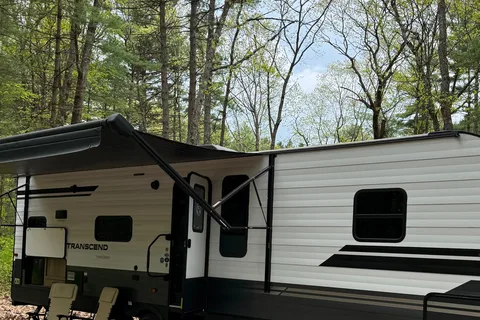 Gordon's Grand Design 28MKS Travel Trailer