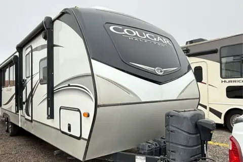 'Clementine' 2020 Keystone Cougar Half ton 34TSB ACO2090