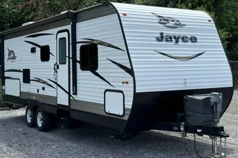 Amy's Jayco Jay Flight SLX Travel Trailer