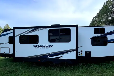 Shadow Cruiser 2 Private Bedrooms 280QBS! King Bed- Sleeps 10