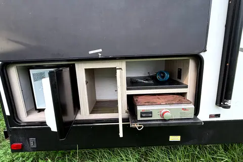 Shadow Cruiser 2 Private Bedrooms 280QBS! King Bed- Sleeps 10