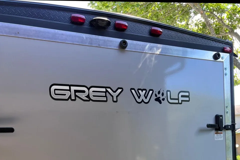 Grey Wolf 27RR (Rear Ramp) Toy Hauler