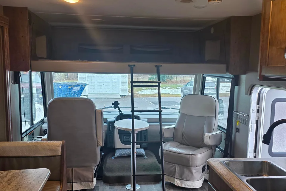 Bryan's Winnebago Intent Class A