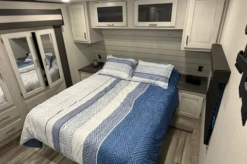 Goodtimes RV Keystone Sprinter Fifth Wheel