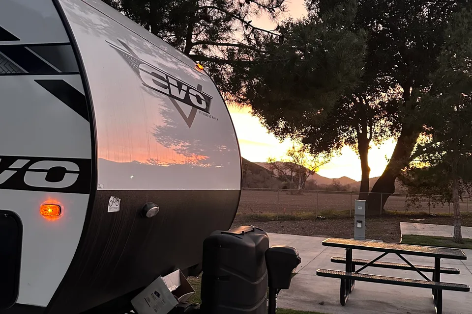 PenaBoulet Forest River Evo Travel Trailer