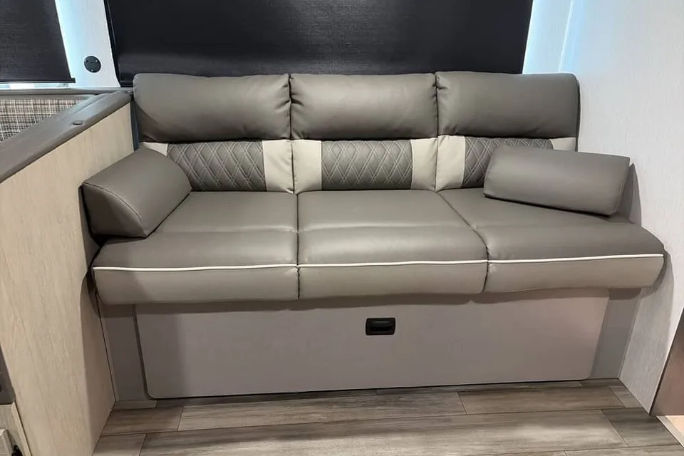 PenaBoulet Forest River Evo Travel Trailer