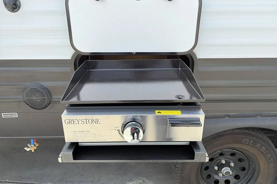 PenaBoulet Forest River Evo Travel Trailer