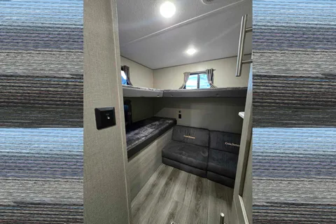 2023 Coachmen RV Catalina Legacy