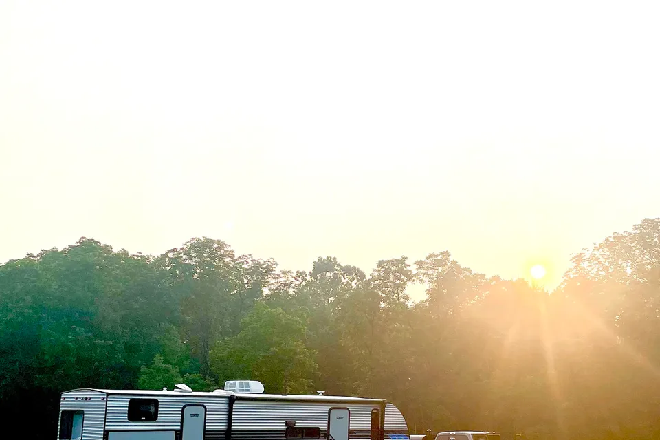 2022 Franklin Family RV - We Deliver & Setup !