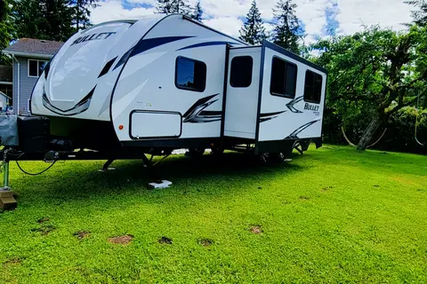 Vacation Ready - Keystone Bullet Travel Trailer!