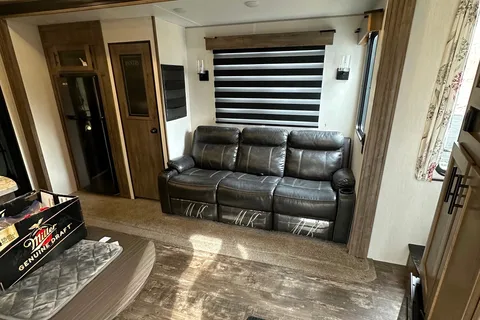 connar's Forest River 365wolfpack16 Fifth Wheel