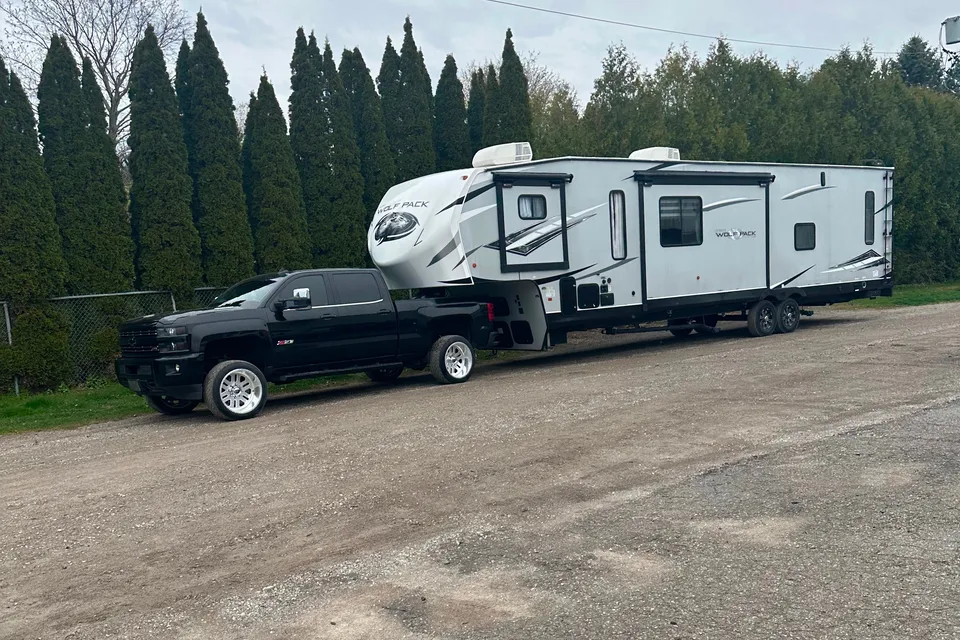connar's Forest River 365wolfpack16 Fifth Wheel