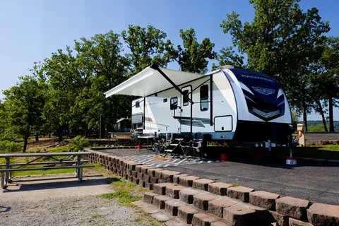 Say hello to "Wisdom"! Our 22 Radiance 28QD! Located near Table Rock Lake, Branson Missouri & Lake Of The Ozarks