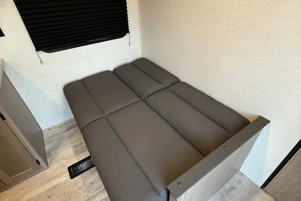 Brayden's Grand River 26 DB Travel Trailer