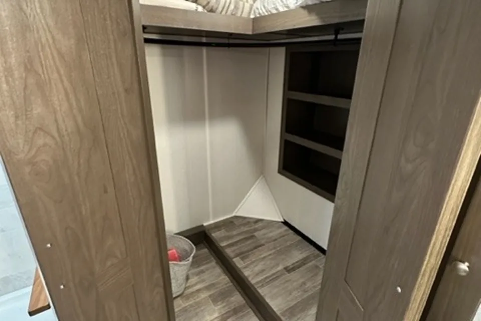 David's Palomino 382fb Fifth Wheel