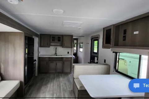 Grand Design Sleeps 6–Delivery Only