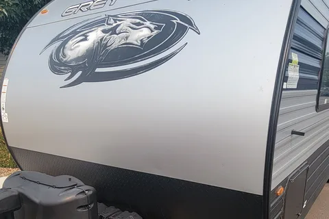 Ismael's 2022 Forest River RV Cherokee Grey Wolf 23DBH Cherokee Grey Wolf 23DBH Travel Trailer