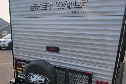 Ismael's 2022 Forest River RV Cherokee Grey Wolf 23DBH Cherokee Grey Wolf 23DBH Travel Trailer