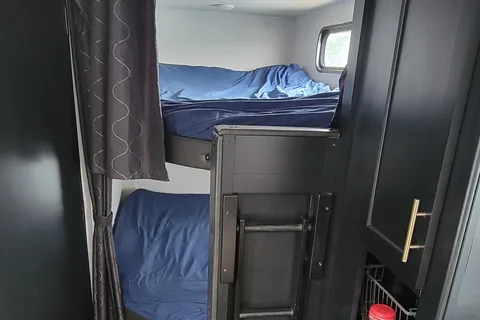 Ismael's 2022 Forest River RV Cherokee Grey Wolf 23DBH Cherokee Grey Wolf 23DBH Travel Trailer