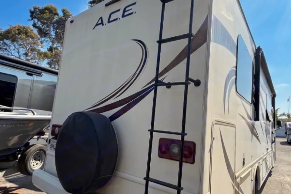 A9- 2020 Thor Motor Coach A.C.E