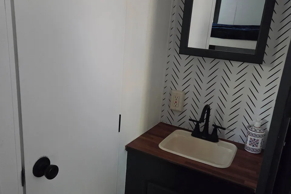 Jesse's Cozy Camper