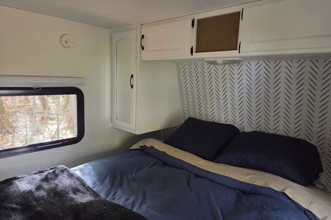 Jesse's Cozy Camper