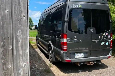 Mercedes Safari Condo