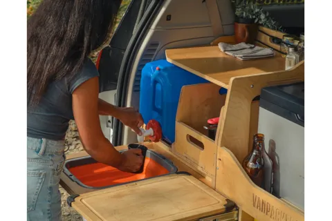 KK Camper minivan