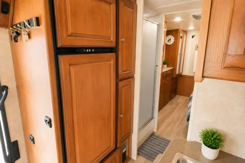Meet "Nomad" - Winnebago Vista LX 2019