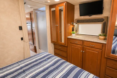 Meet "Nomad" - Winnebago Vista LX 2019