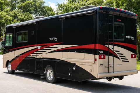 Meet "Nomad" - Winnebago Vista LX 2019
