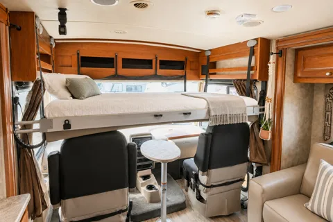 Meet "Nomad" - Winnebago Vista LX 2019