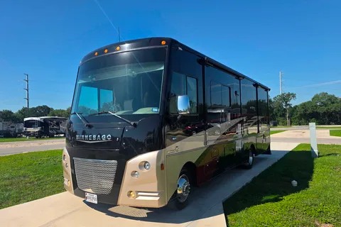 Meet "Nomad" - Winnebago Vista LX 2019