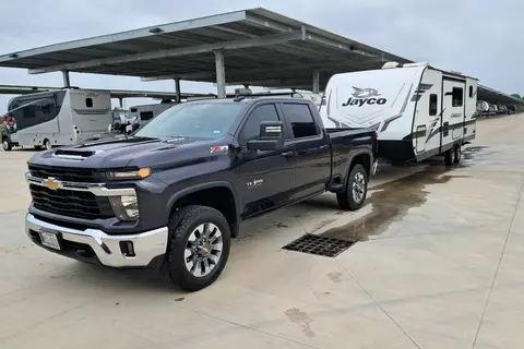 2022 Jayco Jay Feather 24BH Travel Trailer (Family Friendly Trailer)
