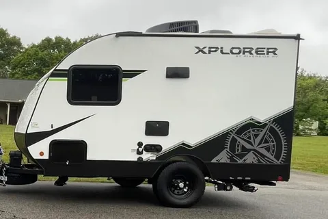 Sharmaine's Riverside RV Xplorer 135x Travel Trailer