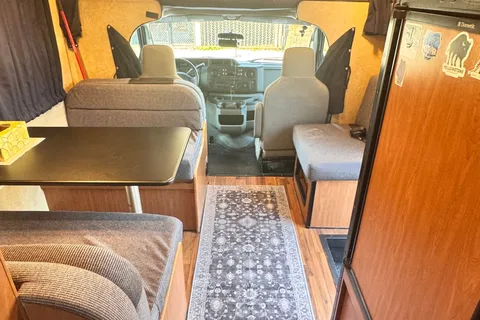 Ezy to Drive Compact Majestic 19 Class C