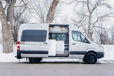 Mercedes-Benz 2500 Campervan