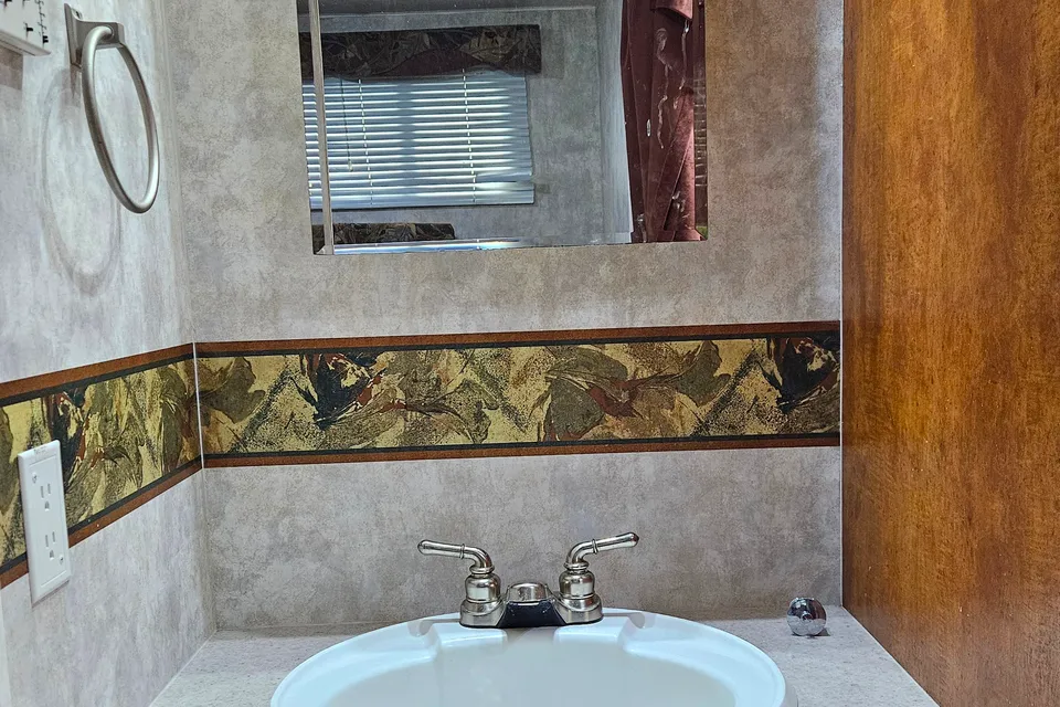 Vancouver Island Dog-Friendly 27ft Tango | Perfect for Camping & Dog Shows