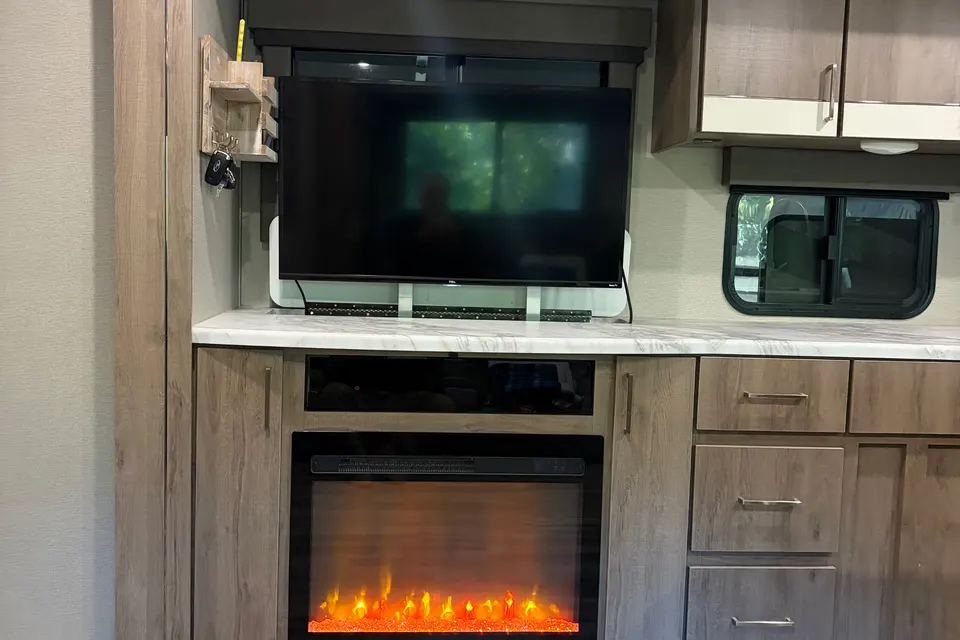 Harold's Grand Design Imagine MK2670 Travel Trailer