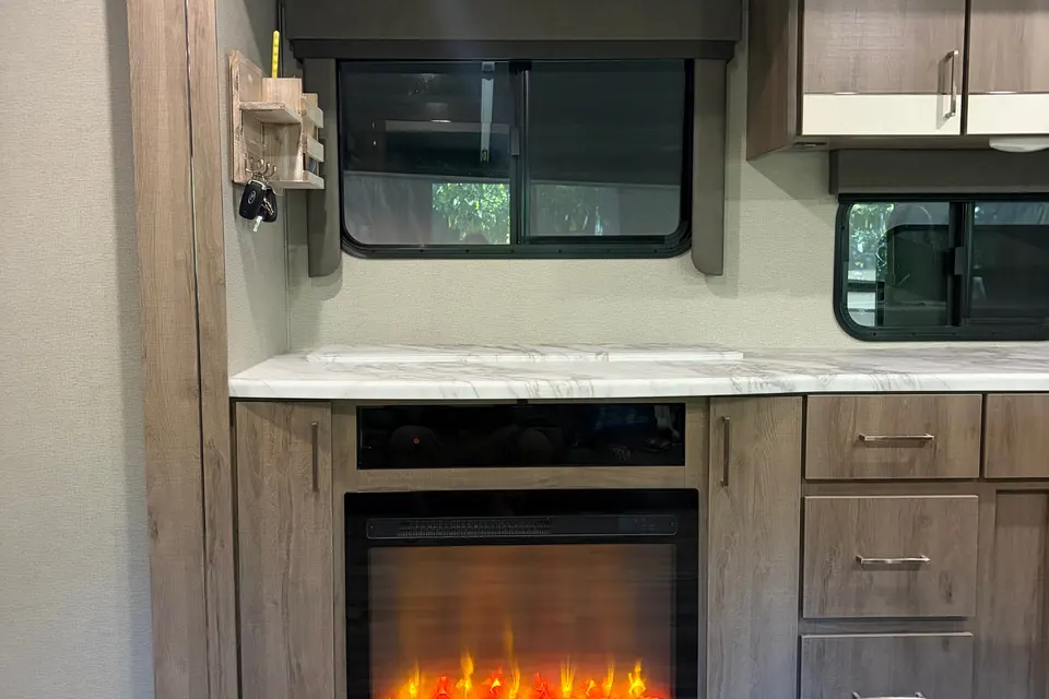 Harold's Grand Design Imagine MK2670 Travel Trailer