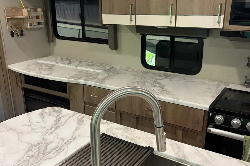 Harold's Grand Design Imagine MK2670 Travel Trailer